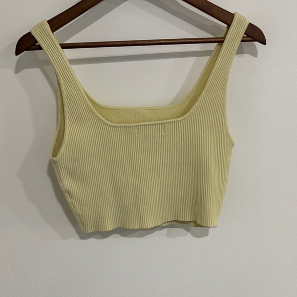 House of Harlow 1960  Ribbed Yellow Crop Tank Top - Picture 3 of 4